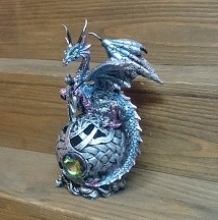 DRAGN EN ESFERA TALLADA AZUL
